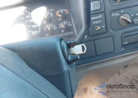 1997 Chevrolet C1500 Fleetside from USA, damaged, VIN 2GCEC19R0V1141067